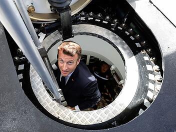 Macron stellt Pl&auml;ne zur atomaren Abschreckung vor