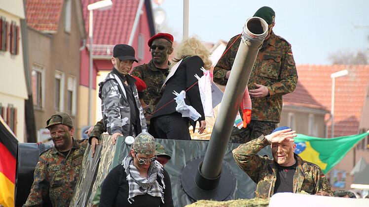 Mit dem Panzer kam die Bude Fridritt.