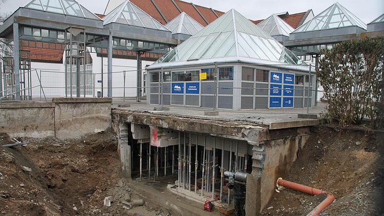 Februar 2017 Der Durchstich zur Stadthalle wird vorbereitet.