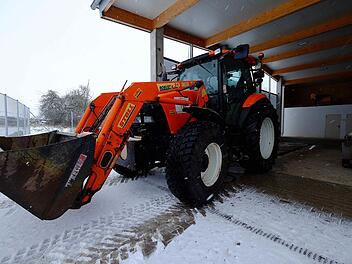 Der alte Zweittraktor der Gemeinde Wartmannsroth soll im kommenden Jahr durch einen neuen ersetzt werden. Foto: Gerd Schaar