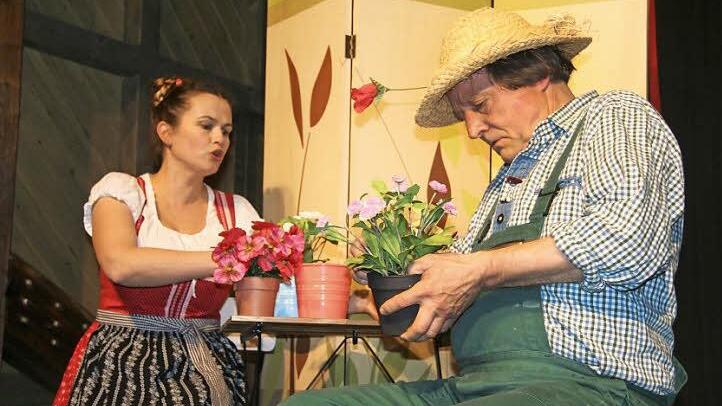 Über die Rolle der Gärtner haben Jan Burdinski und Ingrit Gabriel viel zu erzählen.  Foto: Gerda Völk