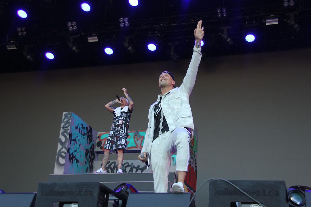 BONEZ MC und RAF Camora bringen die Meute bei Rock im Park 2019 zum eskalieren