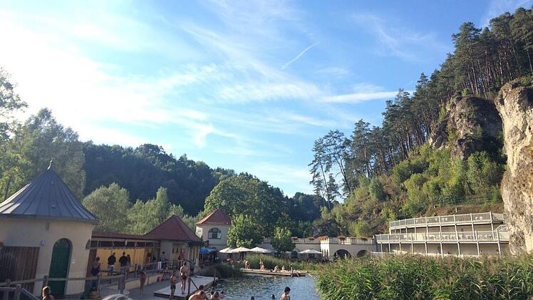 Das Felsenbad Pottenstein Foto: "stacki" via infrankenpix.de