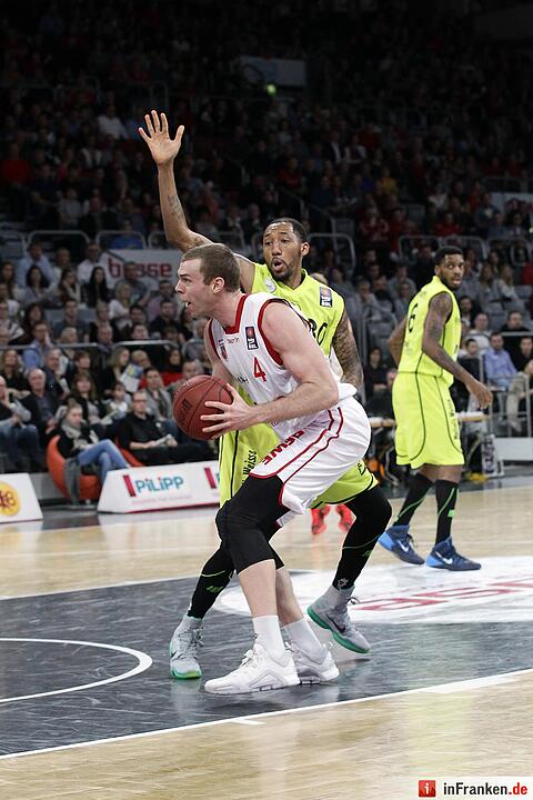 Brose Baskets vs Medi Bayreuth