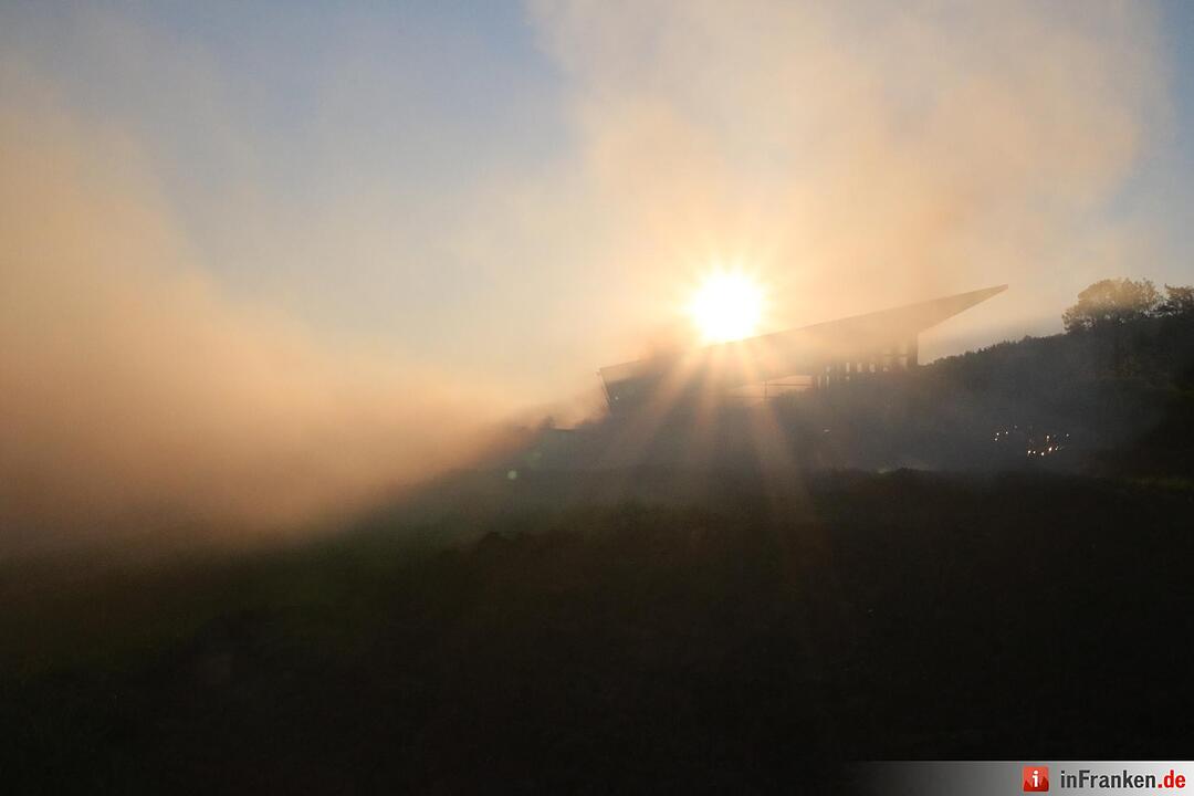 Hoher Schaden bei Stallbrand bei Nüdlingen