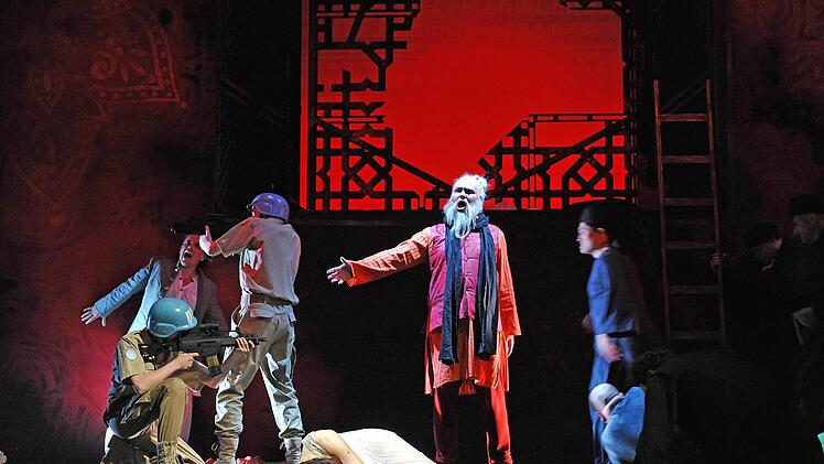 Szene aus Léo Delibes "Lakmé" am Landestheater CoburgFoto: Andrea Kremper