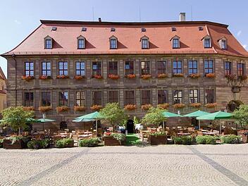 Das Bad Kissinger Rathaus  Foto: Bäderlandkreis