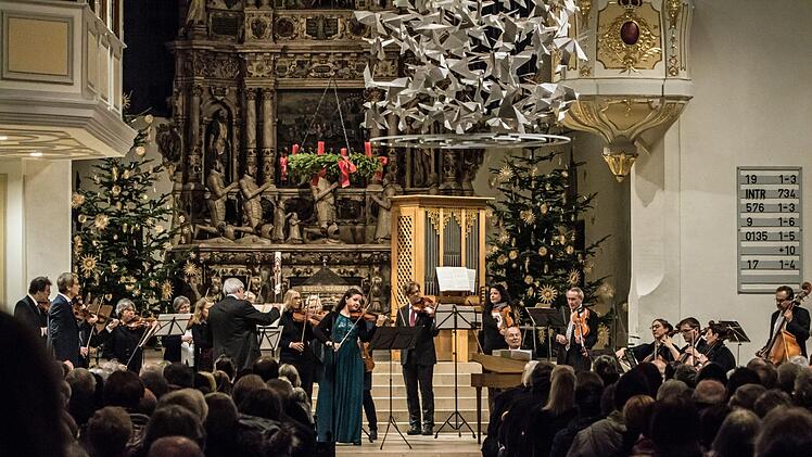 Bestens besucht war das 67. Weihnachtskonzert mit dem Collegium Musicum in der Coburger Morizkirche.Foto: Jochen Berger