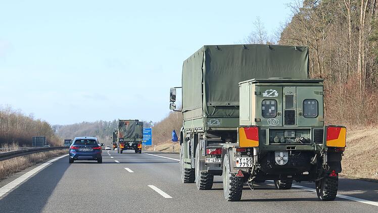 Bundeswehr-Konvoi f&auml;hrt quer durch Bayern - das m&uuml;ssen Autofahrer beachten