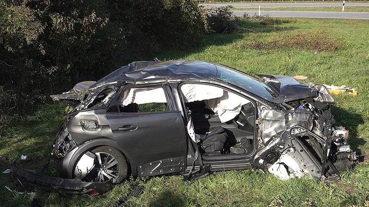 Horror-Crash in Westdeutschland: Zwei Menschen aus Bayern sterben