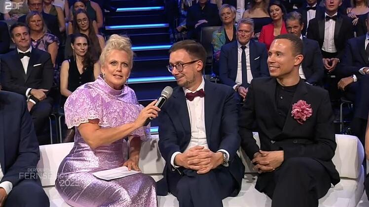 "Wer ist Thomas?", fragt Barbara Schöneberger, während des Gesprächs mit (eben jenem) Thomas Schmitt.