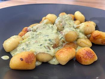 baerlauch-sosse-gnocchi.jpg