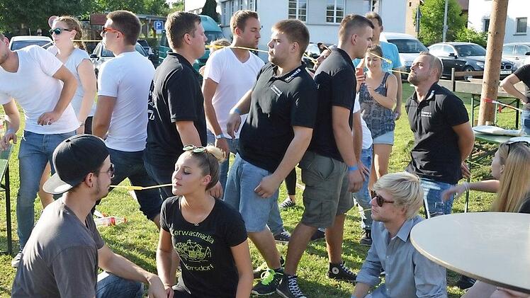 Die Gaudispiele auf der Trailsdorfer Kerwa sind sehr beliebt. Foto: Erlwein