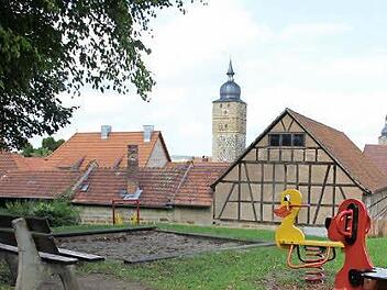 Ein "Spitzenplatz" wäre diese Sitzbank, wenn beispielsweise der Spielplatz im Dorschen-Garten nochmals mit 1000 Euro aufgerüstet werden könnte. Foto: Ralf Kestel