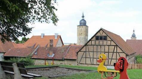 Ein "Spitzenplatz" wäre diese Sitzbank, wenn beispielsweise der Spielplatz im Dorschen-Garten nochmals mit 1000 Euro aufgerüstet werden könnte. Foto: Ralf Kestel