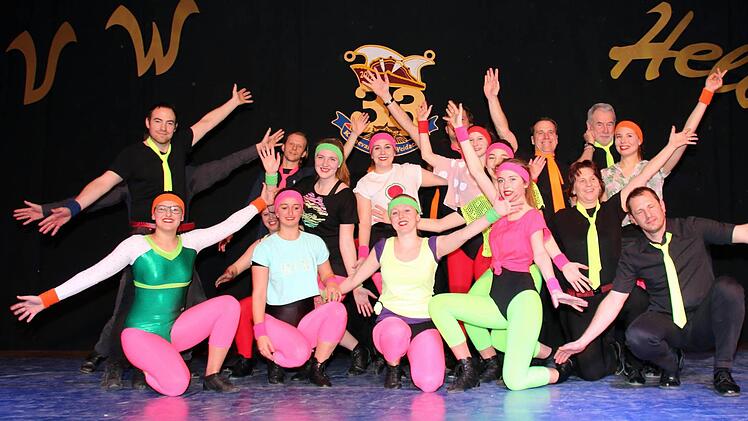 Bunt und peppig zeigte sich die Faschingsgesellschaft Bad Rodach bei ihrem Showtanz-Gastspiel in Weidach. Foto: Bettina Knauth