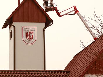 Das Storchennest auf dem Untersteinacher Feuerwehrturm ist seit gestern bezugsbereit.