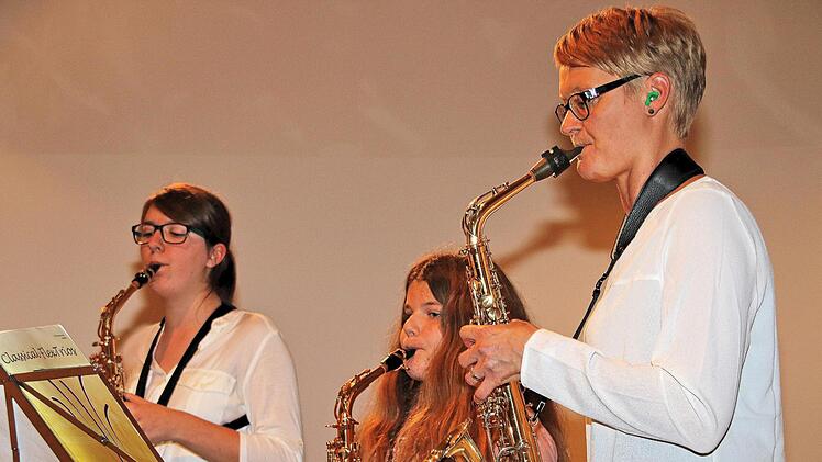 Ein Saxophon-Trio der Musikschule Münnerstadt sorgte für den musikalischen Rahmen bei der Sportlerehrung der Stadt in der Alten Aula. Foto: Dieter Britz