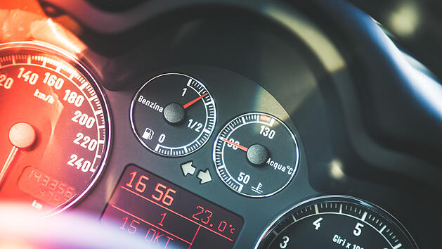 Auto, Tacho, Geschwindigkeit, Tempo, Raser