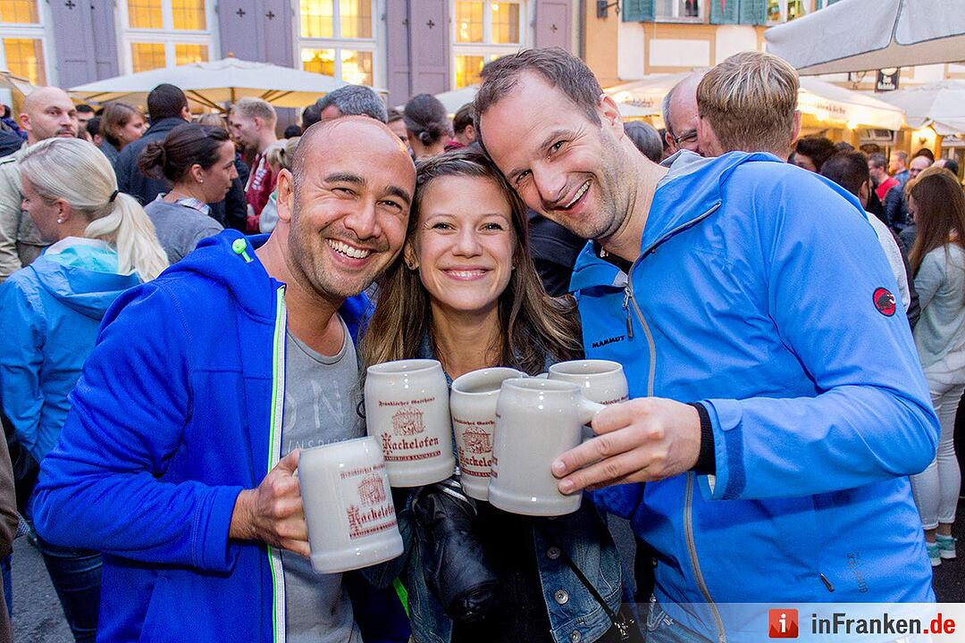 Sandkerwa: Partyfotos