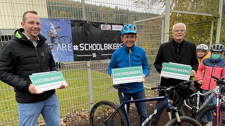 Die Schulleiter (von links) Michael Heyne, Michael Kreil und Dr. Stefan Bub. Foto: Hans Peter Ehrensberger