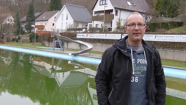 Michael Sobotka     unternimmt viel, damit es mit dem Gräfenberger Freibad weiter geht.