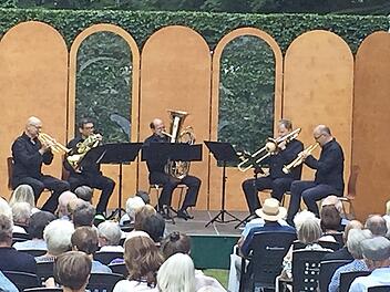 Die Mitglieder der Bamberger Symphoniker spielten ein reichhaltiges Repertoire.  Foto: Eduard Nöth