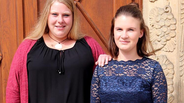 Firmling Hannah Geier mit Patin Stefanie Brückl