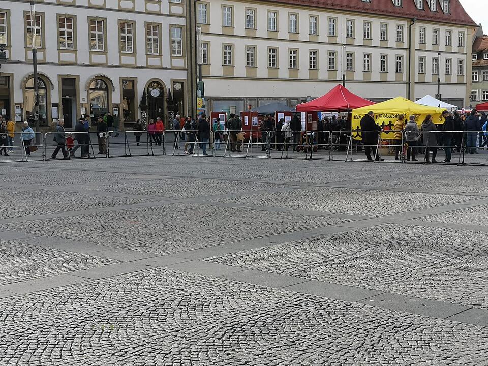 Demonstrationen in Bamberg: III. Weg und Gegendemo