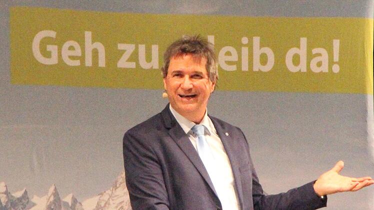 "Super-Krisenmanager" Markus Söder war auch auf der Böhmerwiese in seinem Rede-Element. Foto: Bertram Wagner