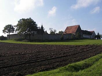 Auf dem Lauberberg bei Sterpersdorf steht die Antoniuskapelle.  Foto: Manfred Welker