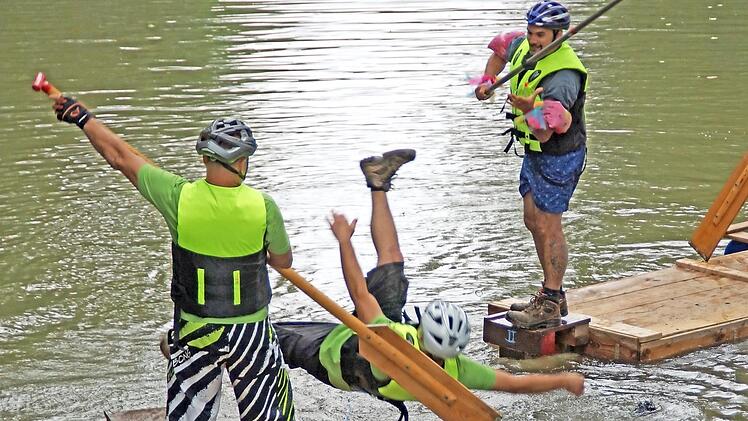 Beim Fischerstechen gab es keine Gnade ... Foto: Johannes Michel