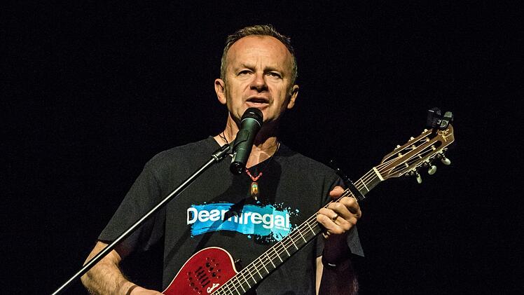 Wortakrobat Willy Astor wurde bei seinem Coburg-Gastspiel vom Publikum gefeiert.Foto: Jochen Berger