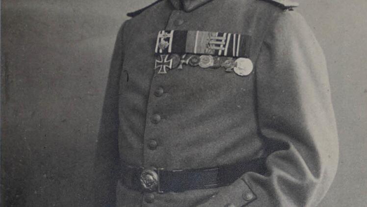 Ferdinand Federowski hat die außergewöhnliche Ordensspange aus Gera.