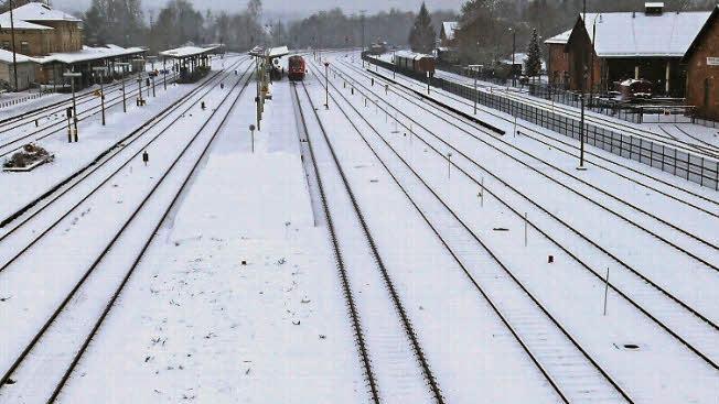 Im Winterschlaf? Das Deutsche Dampflokomotiv-Museum in Neuenmarkt.  Foto: Werner Reißaus