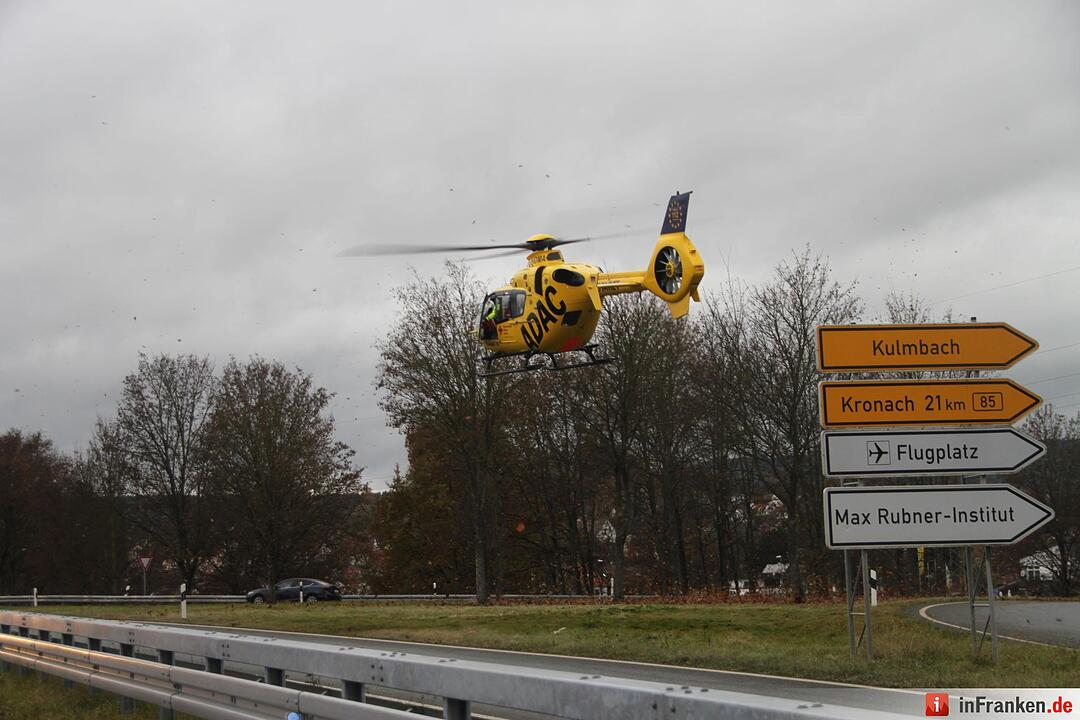 Zwei Schwerverletzte nach Frontalkollision in Kulmbach