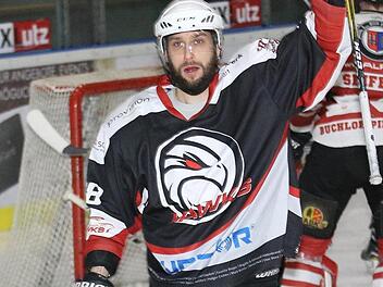 Michal Babkovic ist seit dieser Woche zurück in Haßfurt und gibt gleich im Derby gegen Schweinfurt am Freitagabend seinen Einstand im Trikot der Falken. Der Slowake erhofft sich auch zwei Tage später in Schönheide ein  erfolgreiches Abschneiden des Landesligisten. Foto: Ralf Naumann