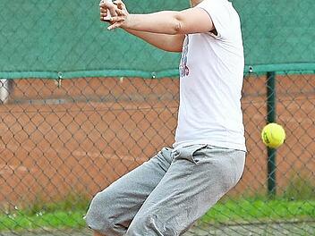 Simone Sünkel steht mit den Trebgaster Tennis-Damen dicht vor dem Gewinn der Meisterschaft in der Bezirksliga. Foto: Monika Limmer