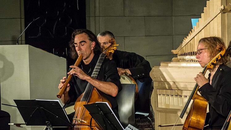 Impressionen vom Konzert der Capella Antiqua Bambergensis in St. Augustin in CoburgFoto: Jochen Berger
