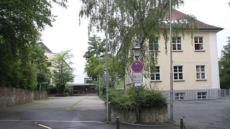 Die Würfel sind gefallen: Die Grundschule Altenkunstadt wird für 8,7 Millionen Euro saniert. Das entschied der Gemeinderat am Donnerstag in einer Sondersitzung. Foto: Stephan Stöckel