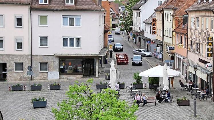Wird die Höchstadter Innenstadt durch das neue Fachmarktzentrum gestärkt oder blutet sie aus?  Foto: Andreas Dorsch