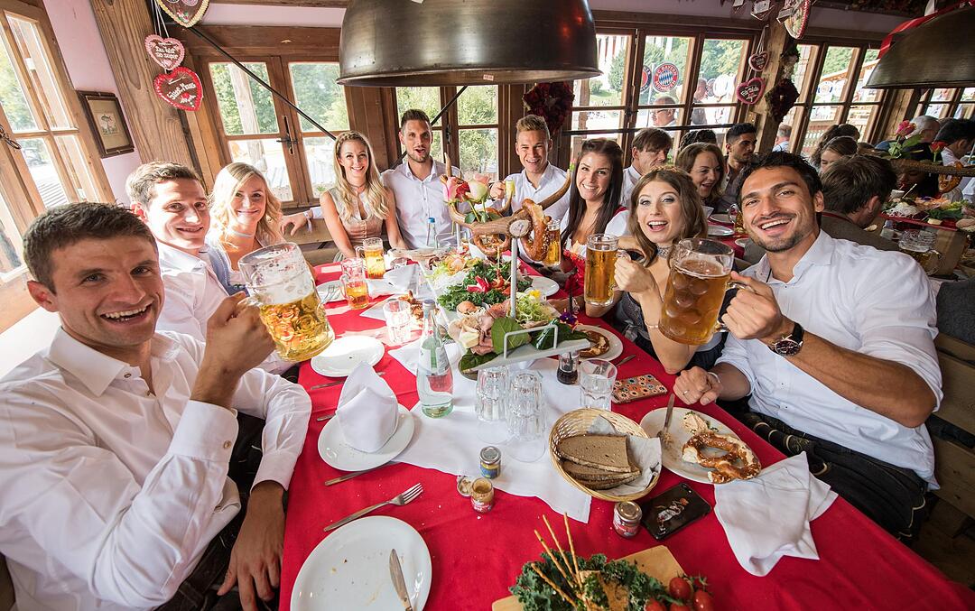 Oktoberfest - FC Bayern auf der Wiesn
