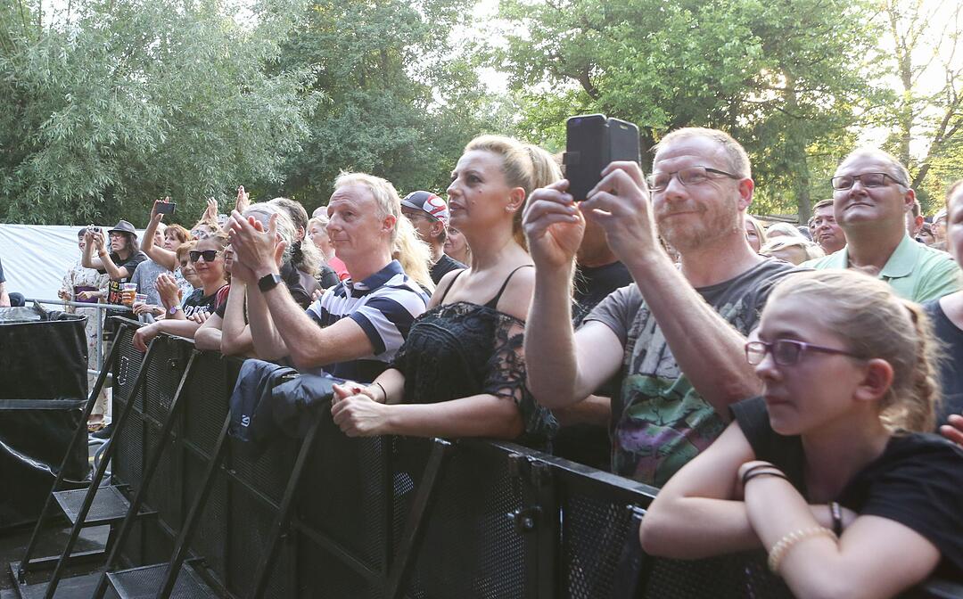 Open-Air mit Hooters