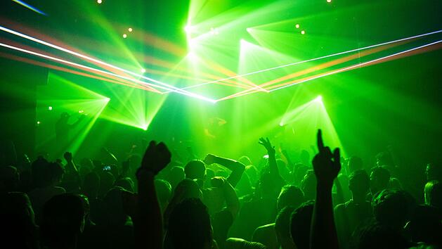 Party, Club, Feiern, Clublocation, Feiern, Erlebnis, Event, Veranstaltung, Feiern, Freizeit, Discothek, Disko, Klub, Musik, Event, Show, Musikclub, Clubshow
