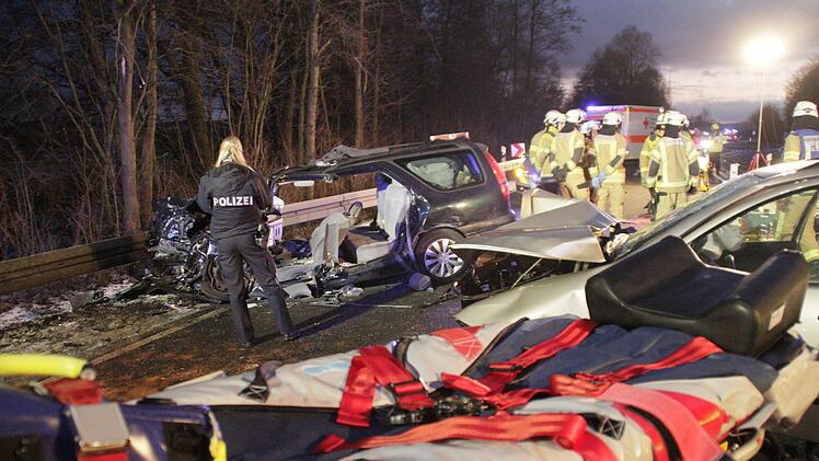 Die Unfallstelle am Donnerstag bei Forchheim-Reuth Foto: Josef Hofbauer