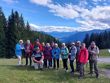 Der Rhönklub-Zweigverein Hammelburg war mit 15 Mitglieder im Voralpenland zum Wandern und Radfahren. Foto: Hans Edlfurtner
