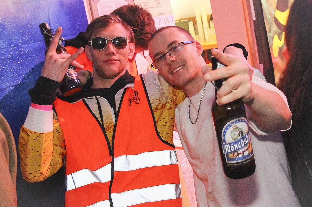 Super Stimmung beim Blütenfasching