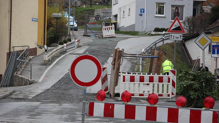 Die Kreisstraße in Steinberg war lange Zeit gesperrt. Foto: Friedwald Schedel