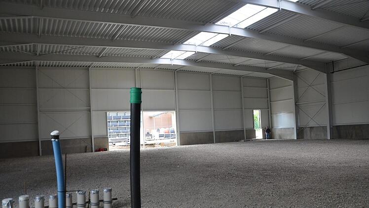 Das Innere der Lagerhalle