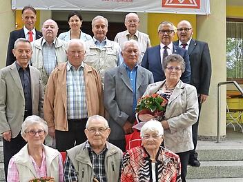 Sie traten vor 65- beziehungsweise 70 Jahren der IGM bei.  Foto: Hofmann